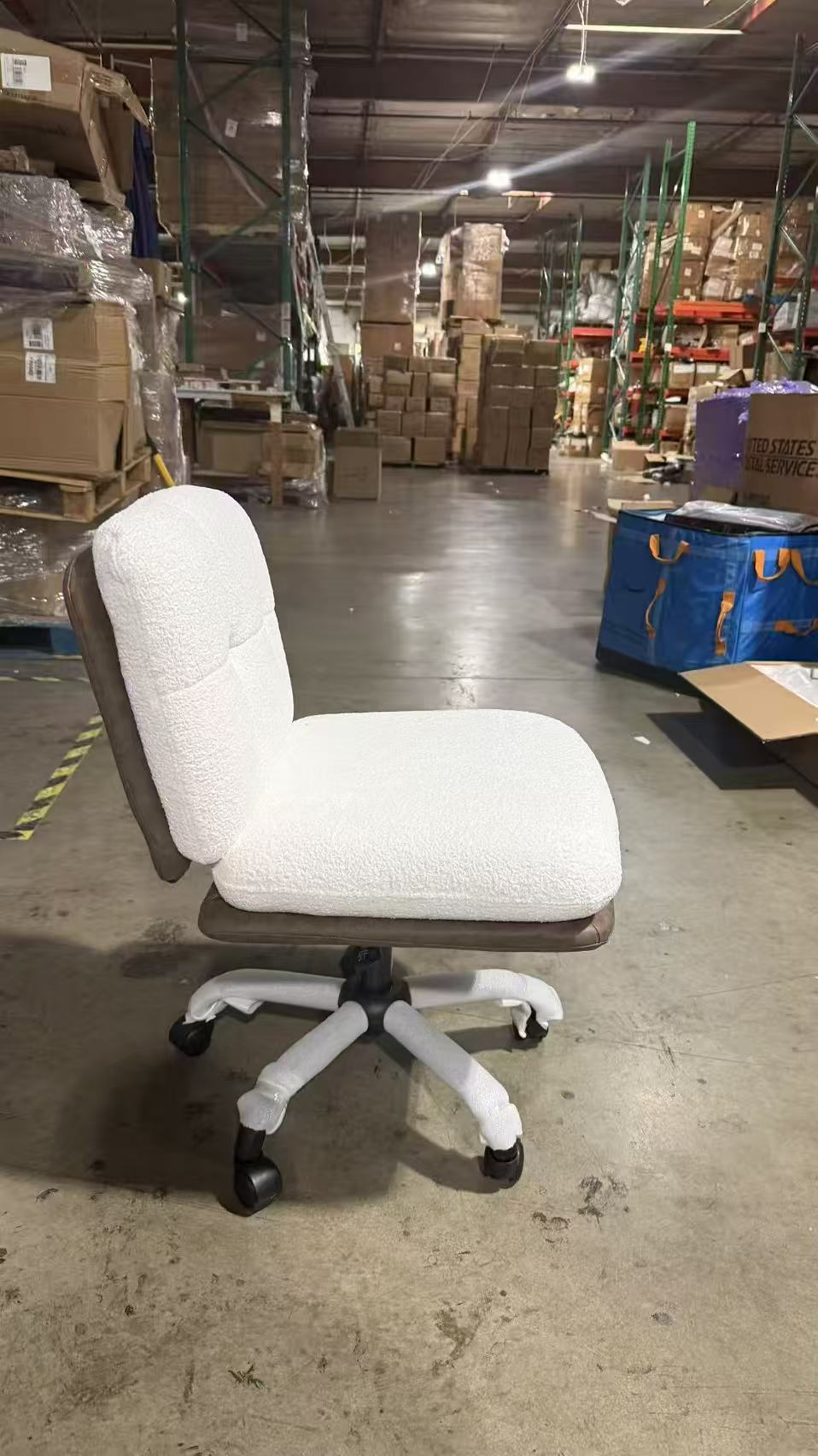 HUGE FURNITURE LIQUIDATION SALE | Los Angeles Warehouse